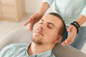 Reiki healing can be a powerful way to enjoy less stress and anxiety.